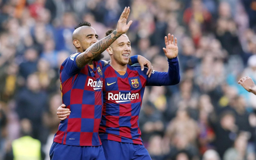 出色防守引爆全场！，阿扎伦卡意外战胜热火全场沸腾不已(赤身之约精彩片段)