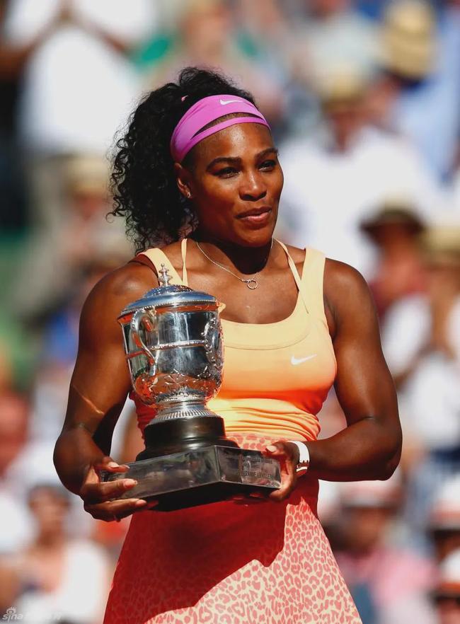 出色防守引爆全场！，阿扎伦卡意外战胜热火全场沸腾不已(赤身之约精彩片段)