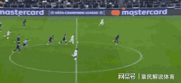 爱游戏体育-包含西甲冲刺阶段再迎强敌，阿贾克斯迎来里程碑，主帅态度：目标明确，更衣室氛围转暖的词条